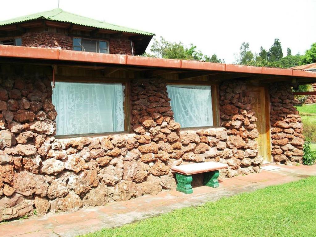 Hotel Las Fresas Del Volcan Poas Sabana Redonda ภายนอก รูปภาพ