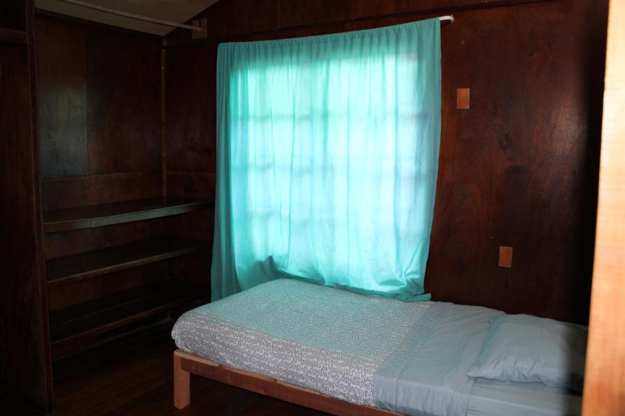 Hotel Las Fresas Del Volcan Poas Sabana Redonda ภายนอก รูปภาพ